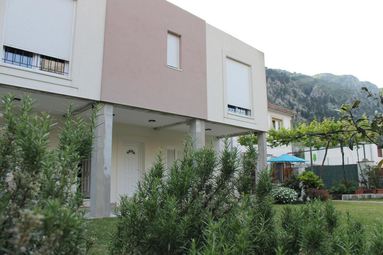 Apartments Grgurevic Kotor Exterior foto
